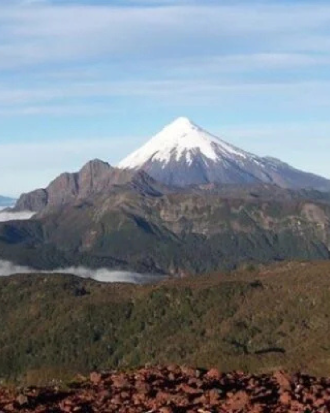 Trekking Paso Desolación – Vicente Pérez Rosales National Park 